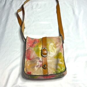 Patricia Nash  Multicolor Floral crossbody bag on leather